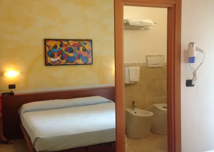 Fiorita Hotel 3*