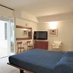 Fiorita Hotel